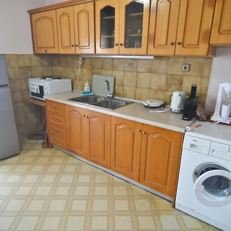 Konstantina's Sky View