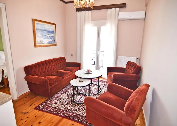 Konstantina's Sky View Apartment *